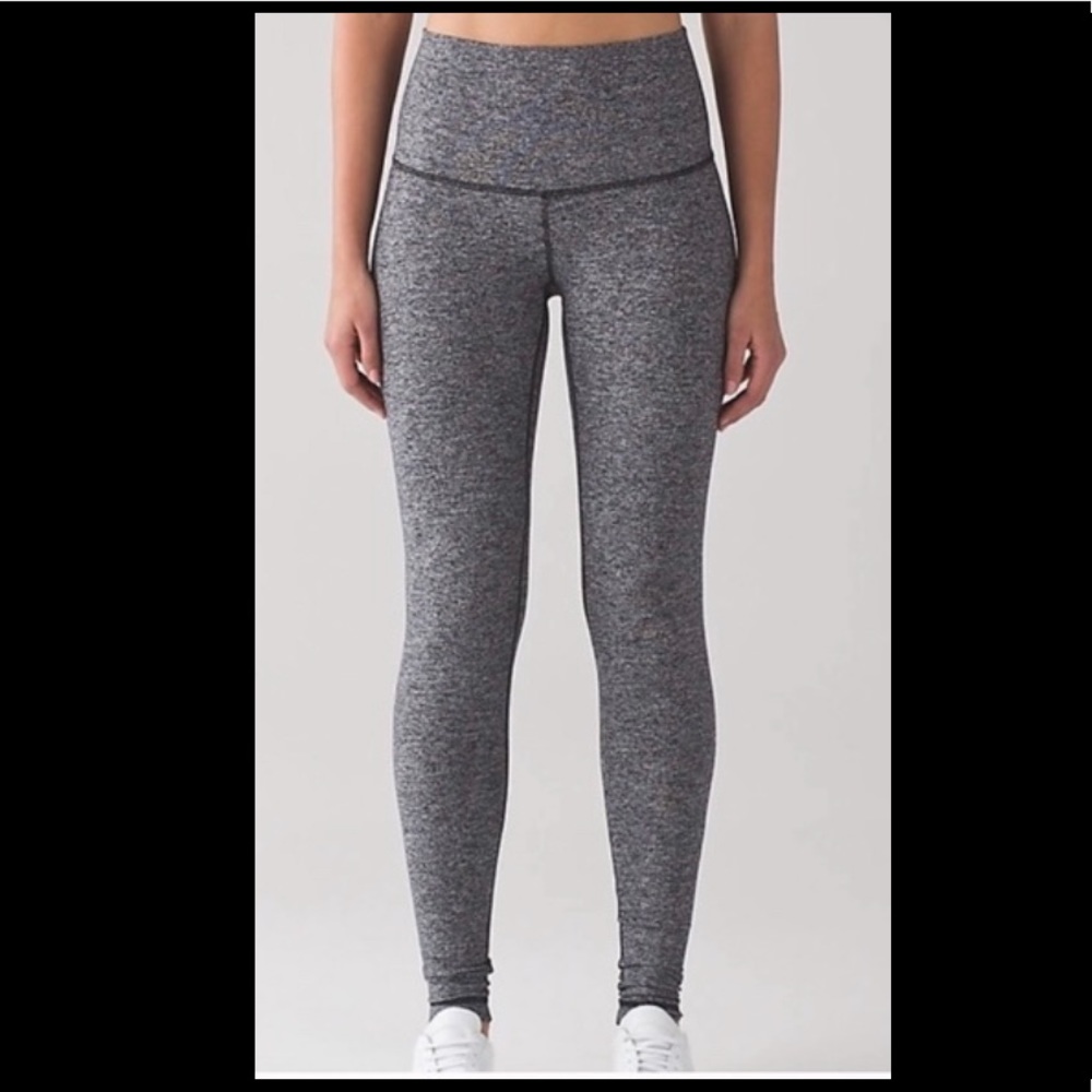 Lululemone Wunder Under Hi-Rise Tight 28”